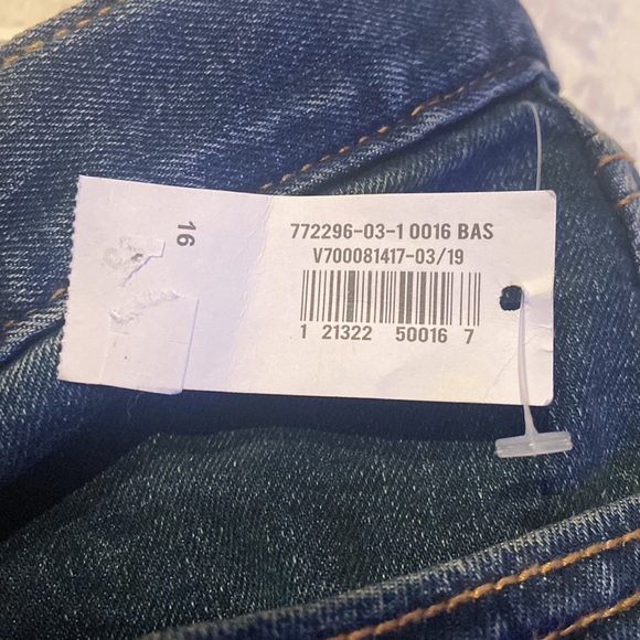 NWT Boys Size 16 OLD NAVY Straight Adjustable Waist Built In Flex Blue Jeans - Picture 3 of 12